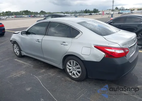 2018 Nissan Altima 2.5 S z USA, uszkodzony, nr VIN 1N4AL3AP4JC474550